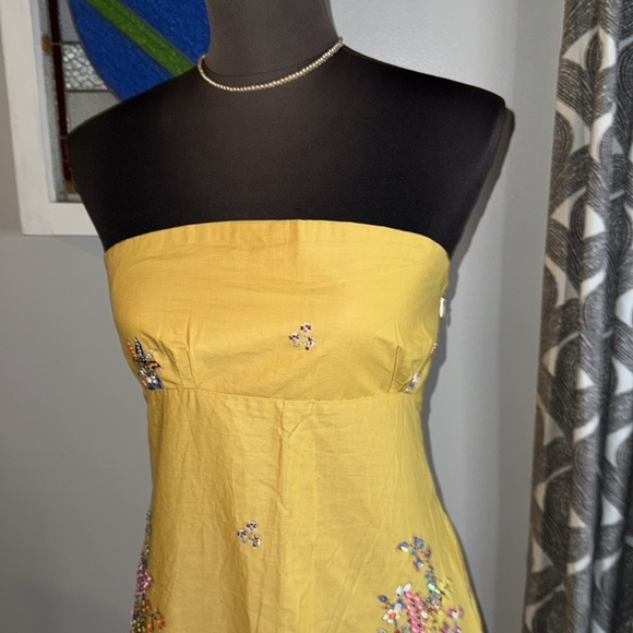 Sugar Beach Paisley Yellow Strapless Beaded & Sequined Cotton Mini Dress - Picture 3 of 10